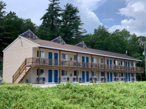 Travelodge by Wyndham Lake George NY Lake George